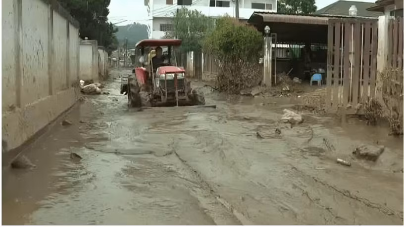 Thailand pilots methods to tackle mud post flooding (Photo: world.thaipbs.or.th)