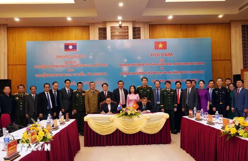 Quang Binh collaborates with Laos’ Savannakhet on border protection. (Photo: VNA)