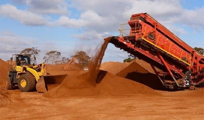 Indonesia considers easing bauxite export ban (Photo: alcircle.com)