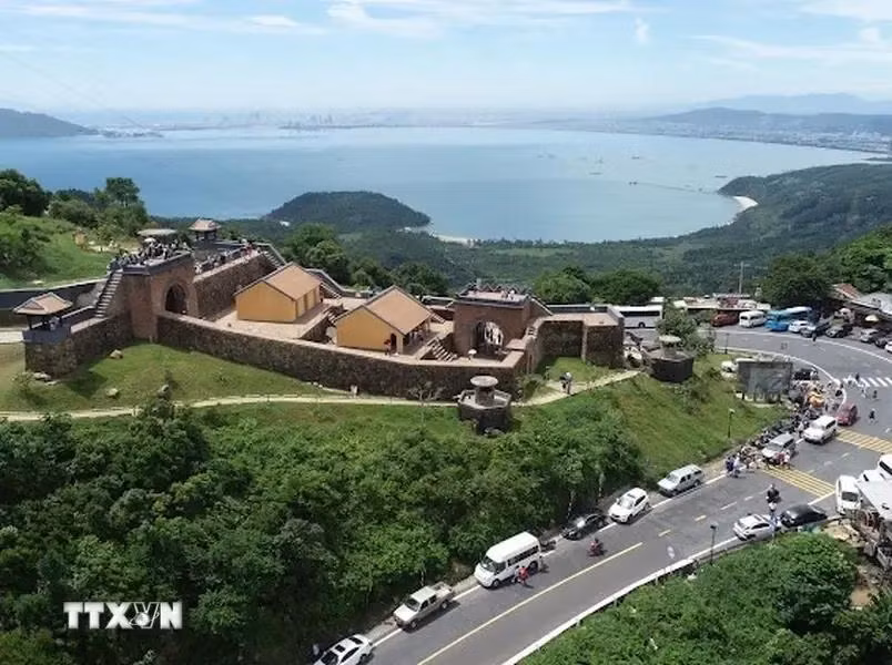 Hai Van Gate reopens to visitors after two years of restoration. (Photo: VNA)