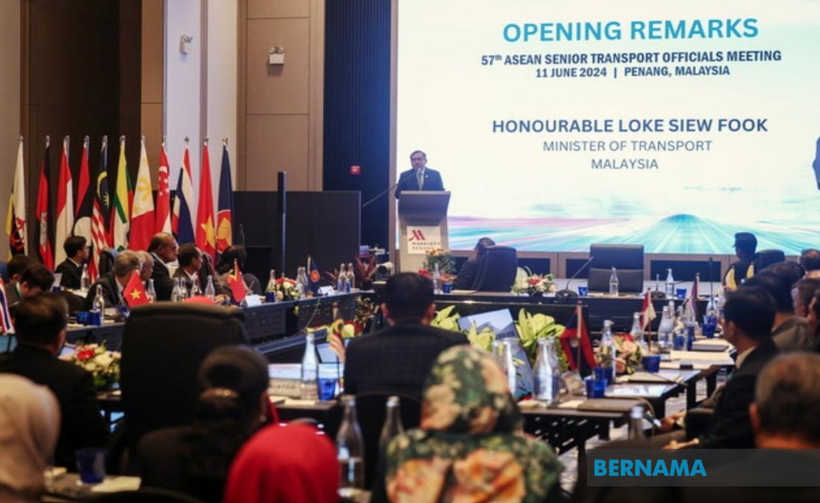At the 57th ASEAN Senior Transport Officials Meeting (Photo: Bernama)