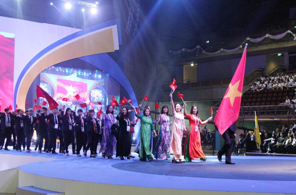 The Vietnamese delegation participates in the 12th ASEAN Skills Competition in Bangkok, Thailand, from August 31 to September 4, 2018. (Photo: VNA)