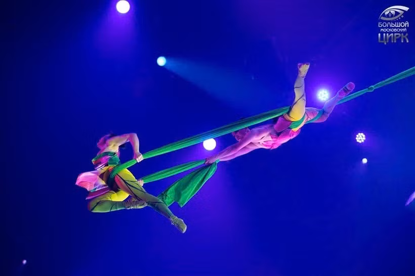 Vietnam’s Lotus Swing performance is awarded the Special Prize at the IDOL 2025 World Circus Arts Festival in Moscow. (Photo: VNA)