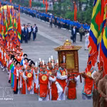 Weekly Highlights: Vietnamese nationwide pay tribute to ancestors on Hung Kings’ Commemoration Day