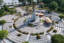Command from the heart: Journey to give fallen soldiers back their names