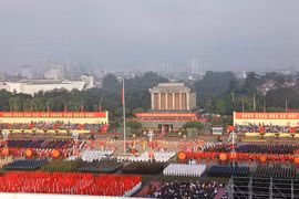 Grand ceremony marks 80th anniversary of August Revolution, National Day