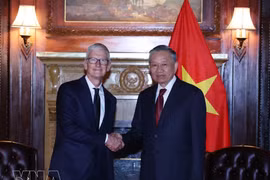 Top Vietnamese leader meets representatives of major US groups in New York