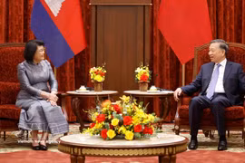 Vietnamese leaders welcome President of Cambodian National Assembly 