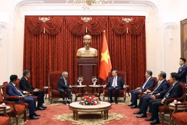 Top leader receives outgoing Bangladeshi ambassador