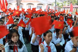 Millions of Vietnamese students start new school year