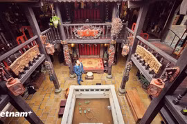 Promoting sustainable tourism in craft villages through heritage-based creativity