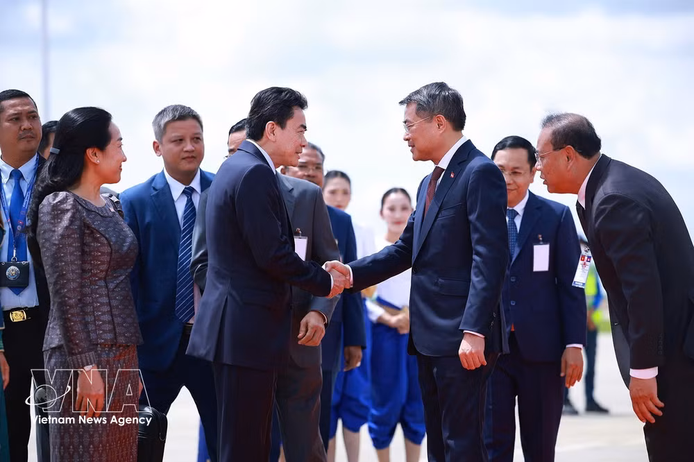 vnanet_potal-pm-cambodia-visit-2.jpg