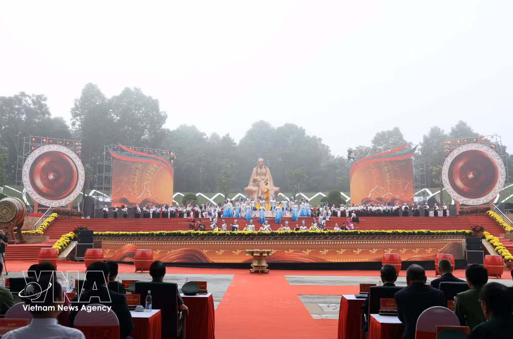 vnanet_portal-top-leader-hung-kings-temple-2.jpg