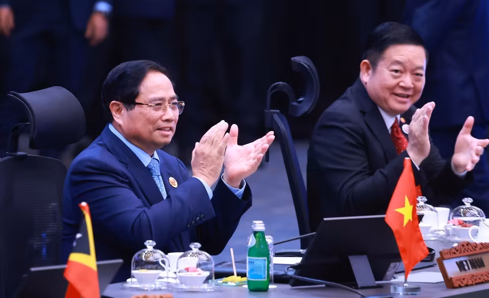 Prime Minister Pham Minh Chinh attends and delivers remarks at the 28th ASEAN-Japan Summit. (Photo: Duong Giang/VNA)