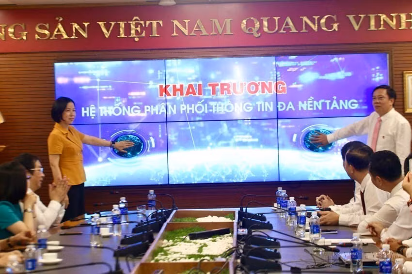 The policy and life portal “chinhsachcuocsong.vn” of VNA is developed to promptly update new legal documents and policies. (Photo: VNA)