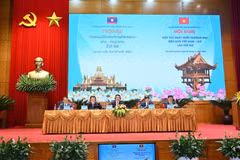 Vietnam, Laos boost border economic, trade cooperation to new level