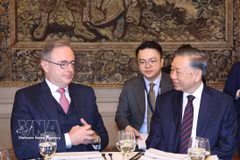 General Secretary of the Communist Party of Vietnam Central Committee and President To Lam (R) holds talks with and attends a banquet hosted by Belgian Prime Minister Bart De Wever in Brussels on October 23, 2026. (Photo: VNA)