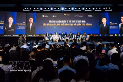 A panel discussion on “From International Experience to Vietnam’s Reality: Balancing Innovation and Risk Management” at the Vietnam RWA Summit 2026 (Photo: VNA)