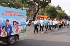 A public awareness campaign promotes population and family planning policies in Vietnam. (Photo: VNA)