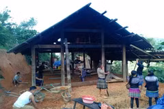 Bac Kan province is mobilising various resources to eradicate substandard housing. (Photo: VNA)