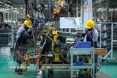THACO has invested in and applied advanced technologies and machinery to improve productivity and the quality of its automotive products. (Photo: VNA)