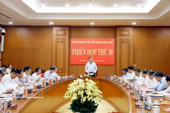 Party General Secretary and State President To Lam, who is head of the Central Steering Committee for the Prevention and Control of Corruption, Wastefulness and Negative Phenomena, chairs the committee’s 30th meeting at the Party Central Committee headquarters in Hanoi on June 18. (Photo: VNA) 