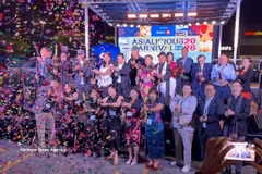 Members of the organisers set off fireworks to open the Asialicious Carnival 2026. (Photo: VNA) 
