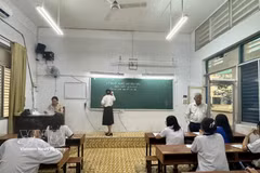 Students in Ho Chi Minh City take the 2025 National High School Graduation Examination. (Illustrative photo: VNA)