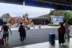 At the arrival terminal of I Gusti Ngurah Rai Airport Bali during the Mount Lewotobi Laki-laki eruption on March 21 (Photo: antaranews.com)