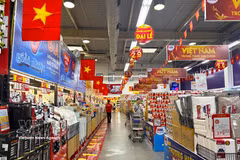 MM Mega Market An Phu supermarket in Ho Chi Minh City is brightly decorated for the National Day holiday. (Photo: VNA)