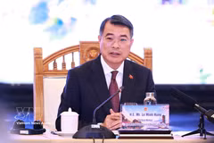 Prime Minister Le Minh Hung speaks at his meeting with Japanese businesses in the central city of Hue on September 6. (Photo: VNA)