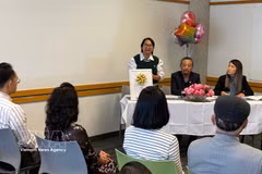 A representative of the Canada–Vietnam Cultural & Educational Council speaks at the launch of the Global Vietnamese Network (GVN) in Canada. (Photo: VNA)