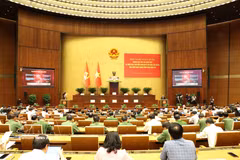 An overview of the conference at the central venue, Dien Hong Hall of the National Assembly House in Hanoi on July 29. (Photo: VNA)