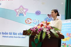 Jenifer Horton, Deputy Representative of the World Health Organisation (WHO) in Vietnam, speaks at the ceremony in Hanoi on September 17. (Photo: VietnamPlus)
