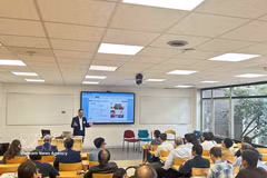 The seminar is held both in person and online, bringing together leading nuclear energy experts from around the world. (Photo: VNA)
