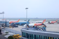 The agreement, which takes immediate effect, doubles the weekly passenger capacity limit to 16,800 seats from the current 8,000. (Illustrative photo: VNA)