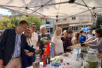 Greek people enjoy traditional Vietnamese dishes and products. (Photo courtesy of the Vietnamese Embassy in Greece)