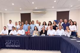 Participants in the business forum held in Veracruz state of Mexico on July 27 (Photo: VNA)