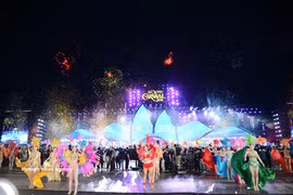 More than 1,000 amateur performers take part in Ha Long Carnaval 2026. (Photo: VNA) 
