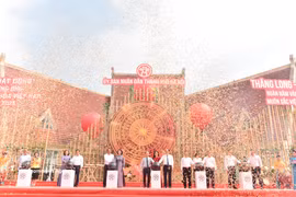 Representatives attend the launch of activities marking the first Vietnam Culture Day. (Photo: VNA)