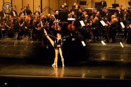 Vietnam Airlines Classic – Hanoi Concert 2024 offered a perfect blend of classical music and ballet. (File photo: Dau Tu Online)