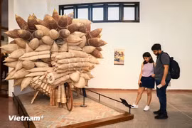 Each exhibition area, featuring distinctive designs and modern technology, offers immersive experiences that help visitors gain deeper insights into the history, customs, traditions and rich cultural life of Vietnam’s ethnic communities. (Photo: VNA)
