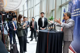 Malaysian Investment, Trade and Industry Minister Datuk Seri Johari Abdul Ghani during a press conference after the Third Annual Ministerial Dialogue between the Malaysian and Singaporean ministries of trade and industry. (Photo: Bernama) 