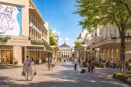 A perspective view of Trang Tien street in Hanoi. (Photo: VNA) 