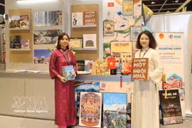 The Vietnamese Consulate General's booth at the Hong Kong Book Fair (Photo: VNA) 