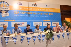 Members of the organising committee announce information about the GBA Oktoberfest Vietnam 2026 cultural exchange festival. (Photo: VNA) 