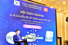 VITAS Vice Chairman and Secretary-General Truong Van Cam speaks at the workshop. (Photo: VNA)