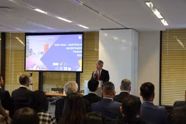Vietnamese Consul General Nguyen Thanh Tung at the event (Photo: VNA)