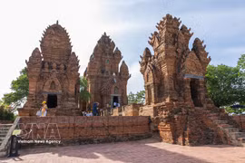 The Po Klong Garai tower complex on Trau Hill in Do Vinh ward, Khanh Hoa province, is one of the finest examples of Cham architecture preserved to this day. (Photo: VNA)