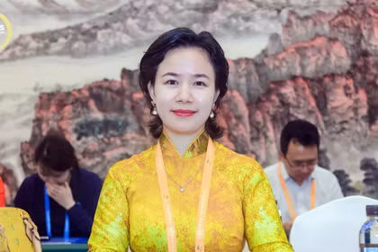 Professor and Doctor Phan Thi Tra My, Chairwoman of the Association of Vietnamese Enterprises in China (Photo published by VNA)